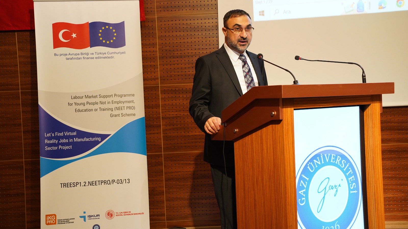 2b17c4a1-49c2-4501-b8d5-b20b3b470dc9